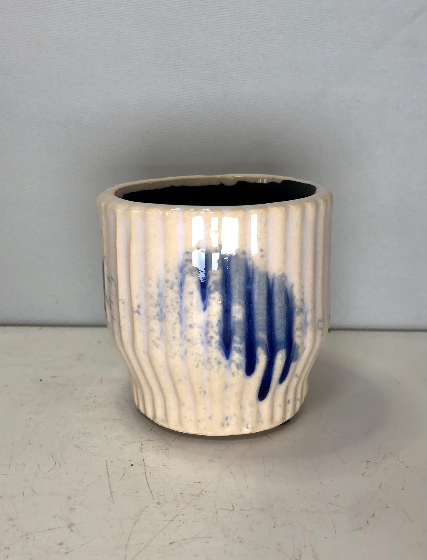 Speckled plant pot