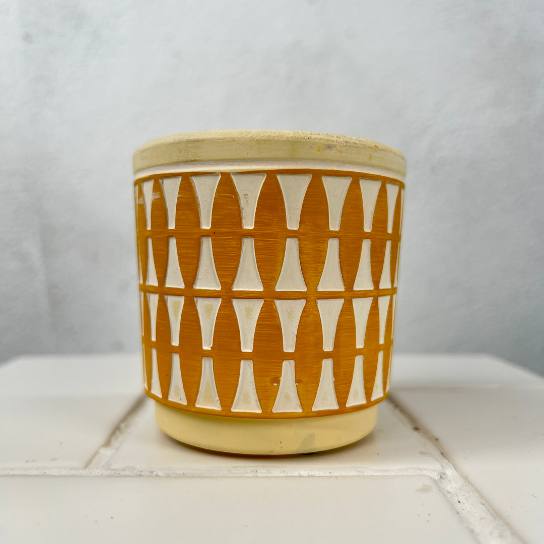 Mini Patterned Ceramic Pot – 7.5cm (Yellow or Pink)