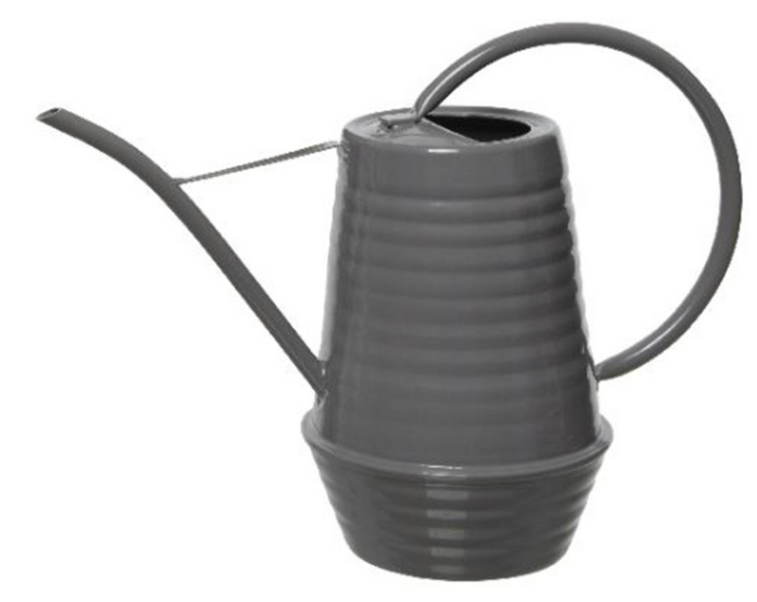 Metal watering can