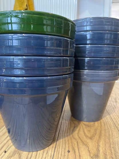 Ceramic pot with Drainage