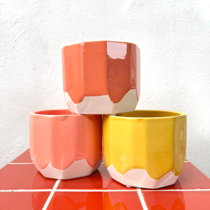 Pot Dolomite D10.7 x H8.7cm – Pink, Orange & Yellow
