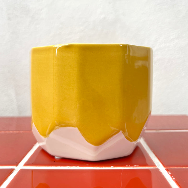 Pot Dolomite D10.7 x H8.7cm – Pink, Orange & Yellow