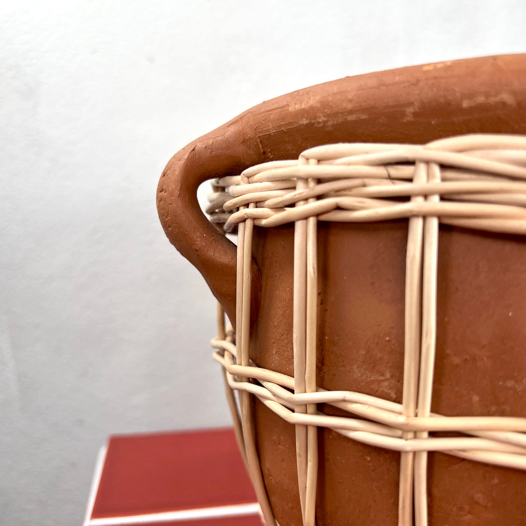 Terracotta & Willow Woven Pot with Handles – 23cm