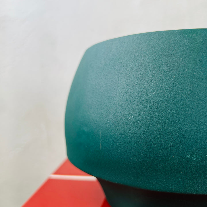 Modern Green Metal Planter – 3 Sizes