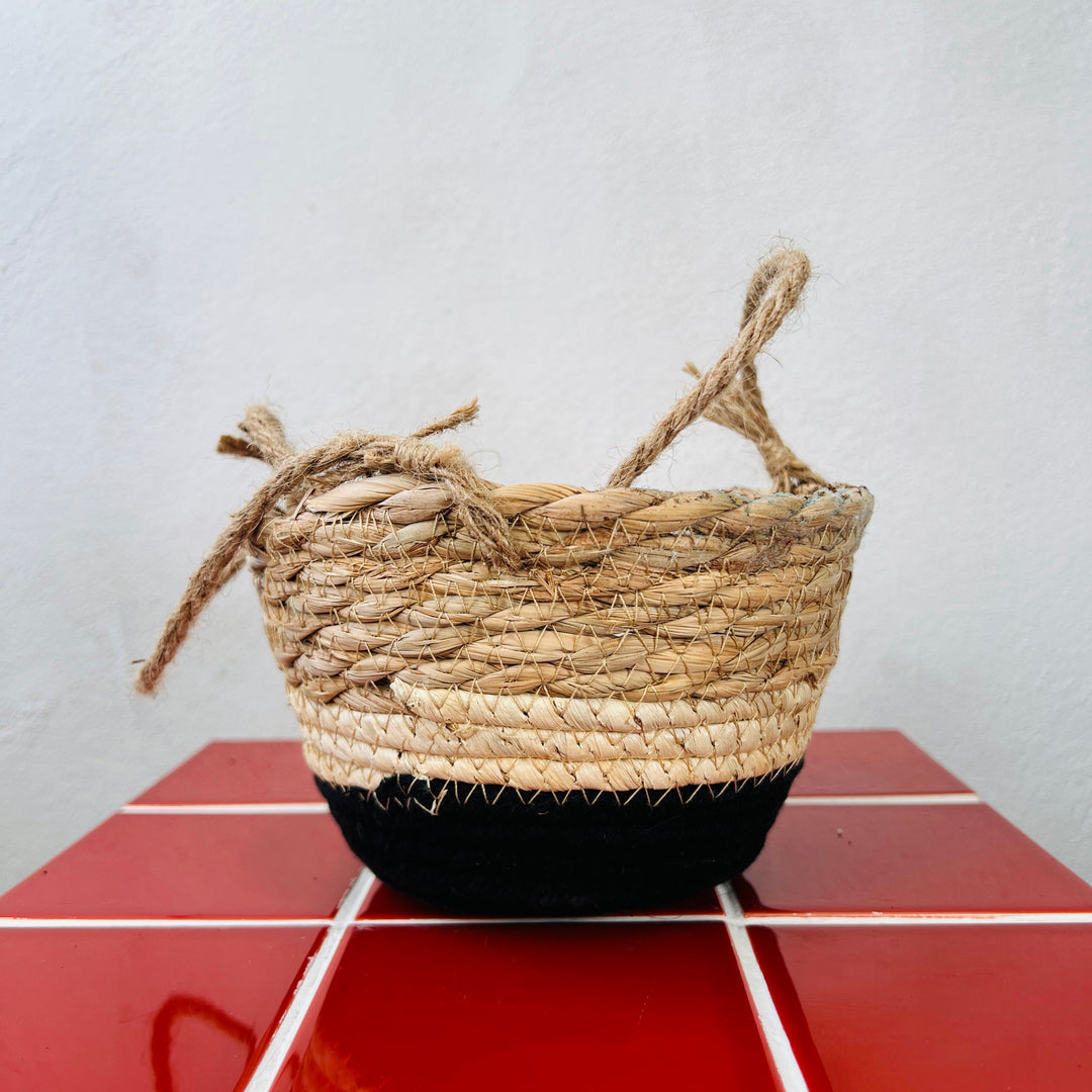 Makka Hanging Basket Black Stripes