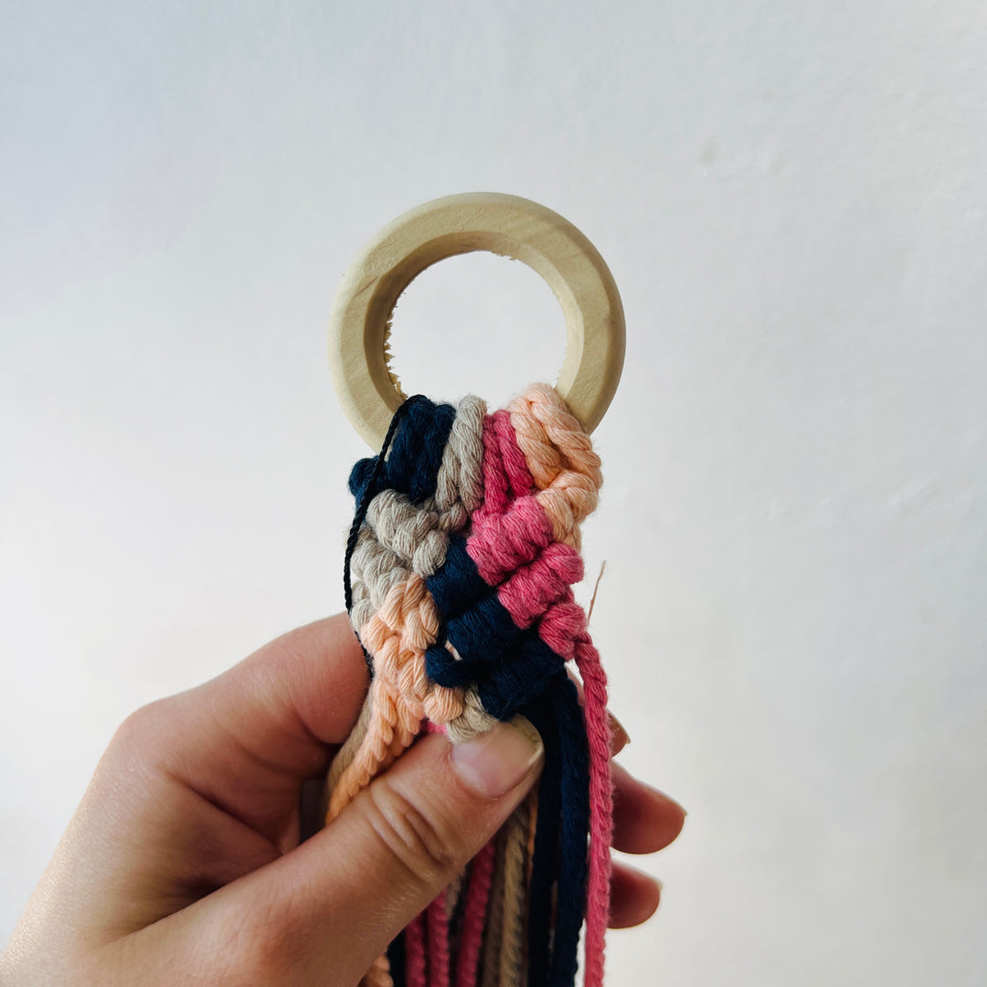 Macrame plant hangar