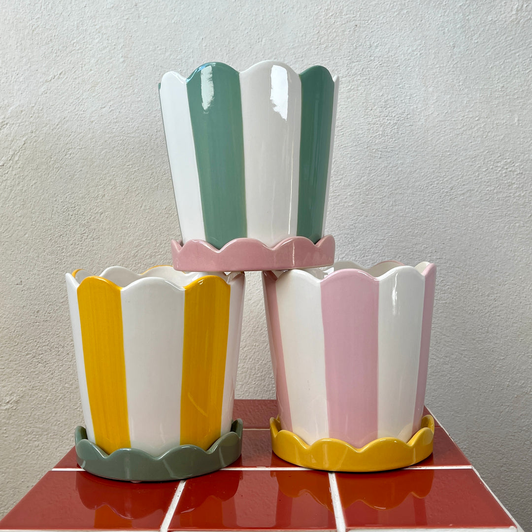 Scalloped Pot with Saucer – Pink, Green or Yellow | D13 × H14 cm