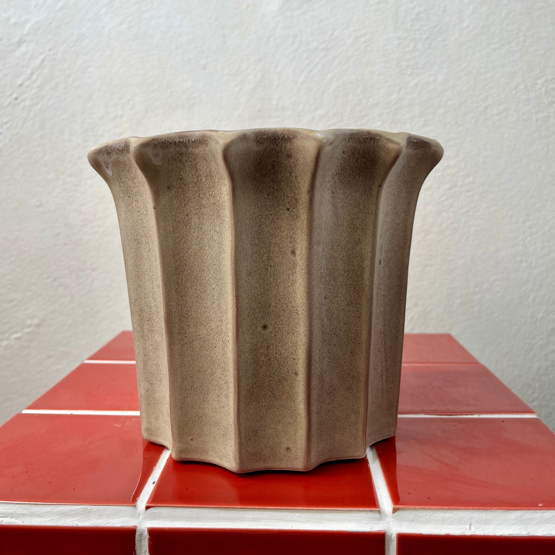 Macy Sand Pot