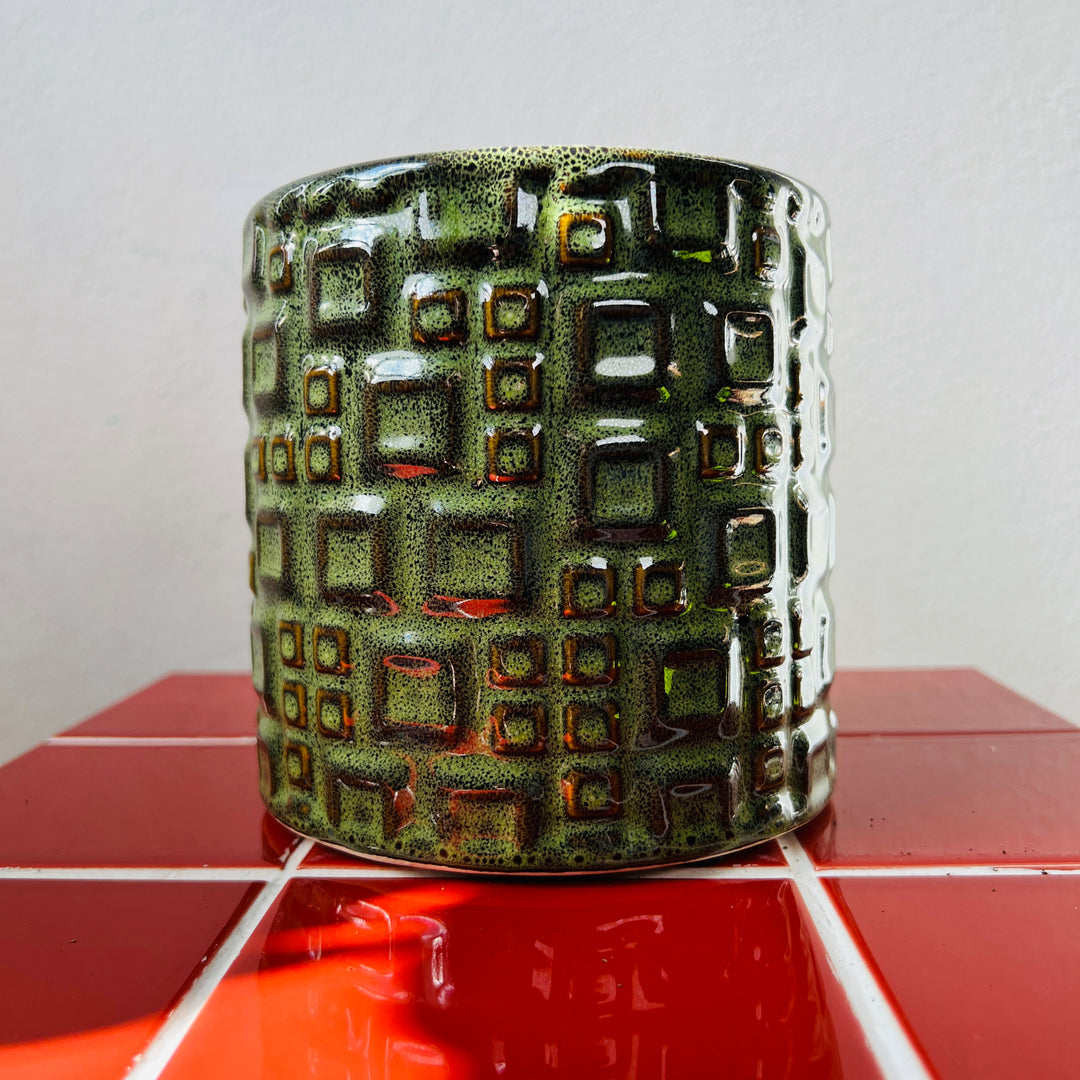 Evora Green Textured Ceramic Plant Pot | Indoor Planter