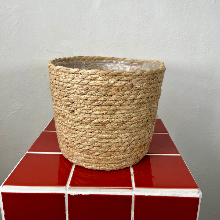 Natural Woven Seagrass Plant Basket – 20cm