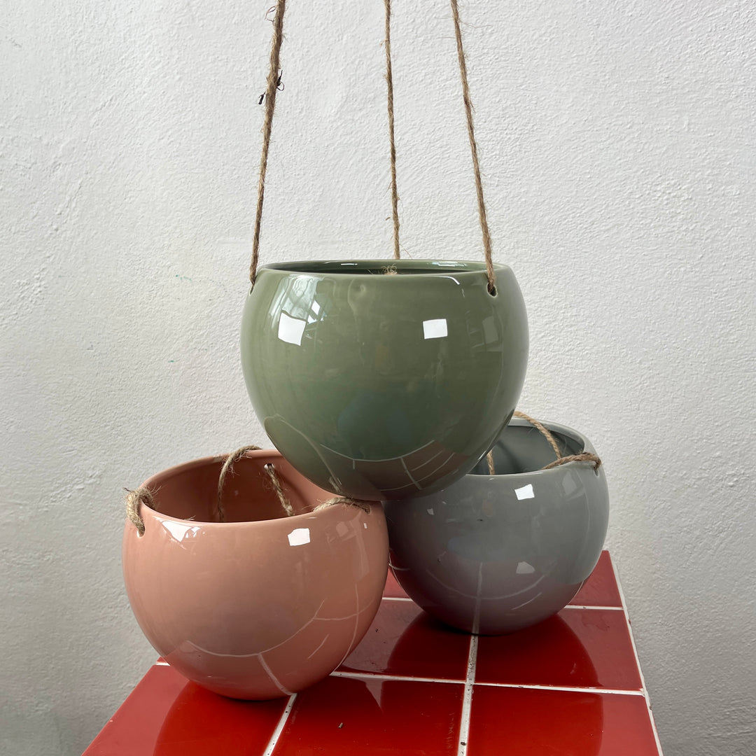 Moon Pod Hanging Ceramic Pot – 12cm Lucky Dip