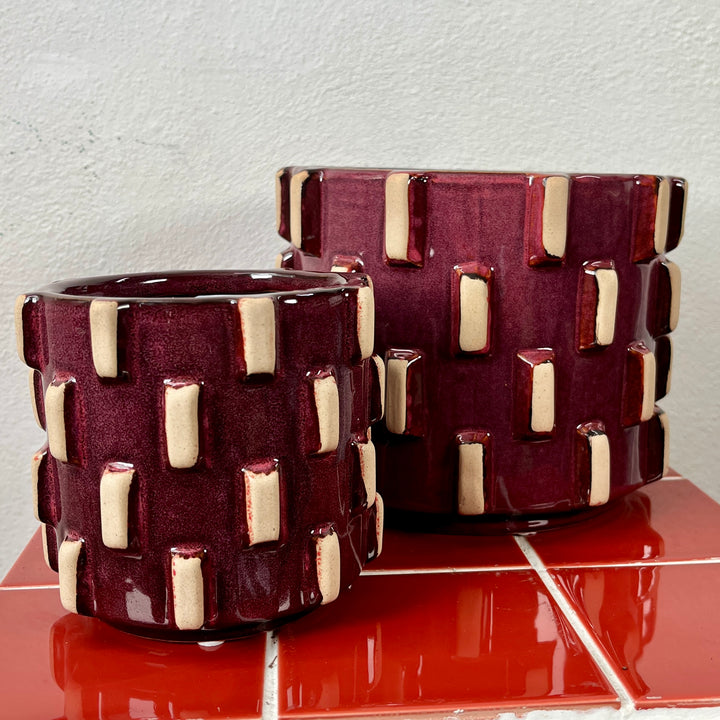 Inez Ceramic Pot – Burgundy