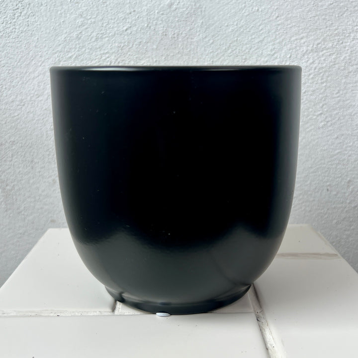 Hortus Cairo Black Plant Pot – Medium (Ø15.5 × H13 cm) & Small (Ø13.5 × H13 cm)
