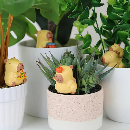 Capybara Plant Pot Markers – Set of 4